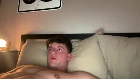 Snapshot of bigbootyburger1 chatting on February 9, 4:38 am bigbootyburger1 online show from February 9, 4:38 am