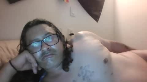 Snapshot of bigboybigbutt69 chatting on January 31, 8:43 am bigboybigbutt69 online show from January 31, 8:43 am