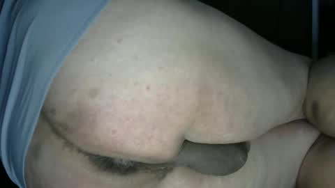 Snapshot of bigboybigbutt69 chatting on March 17, 6:17 am bigboybigbutt69 online show from March 17, 6:17 am