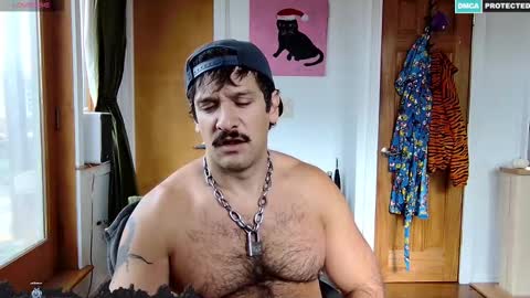 Snapshot of bigbro42069 chatting on November 11, 5:35 pm BigBro online show from November 11, 5:35 pm