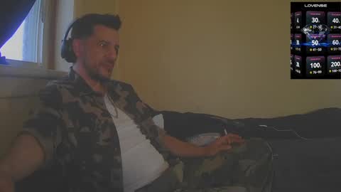 Snapshot of bigcawwwk chatting on October 30, 7:36 pm Jon - Im Straight online show from October 30, 7:36 pm