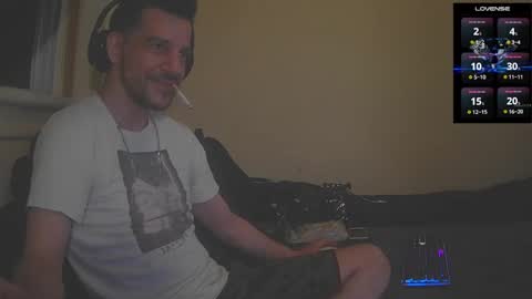 Snapshot of bigcawwwk chatting on October 31, 7:42 am Jon - Im Straight online show from October 31, 7:42 am