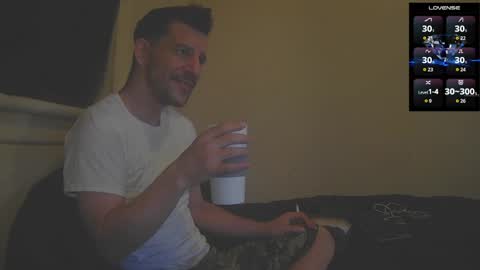 Snapshot of bigcawwwk chatting on November 13, 10:25 am Jon - Im Straight online show from November 13, 10:25 am