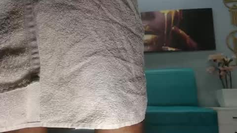 Snapshot of bigcock_hair chatting on May 15, 11:01 pm bigcock_hair online show from May 15, 11:01 pm