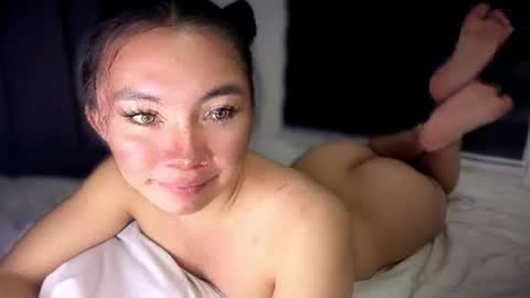 Yeng online show from March 5, 4:14 pm