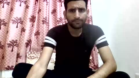 Snapshot of bigcockboy2580 chatting on November 3, 8:37 am akash online show from November 3, 8:37 am