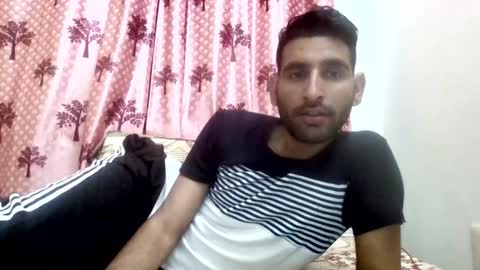 Snapshot of bigcockboy2580 chatting on November 18, 9:03 am akash online show from November 18, 9:03 am