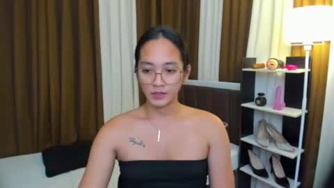 SUCK ME TILL I EXPLODE online show from November 13, 6:40 pm