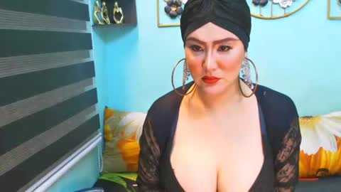 Snapshot of bigcocknloadstits chatting on March 4, 2:50 am Flirty Sofia online show from March 4, 2:50 am