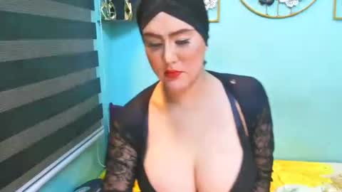 Snapshot of bigcocknloadstits chatting on March 26, 2:11 pm Flirty Sofia online show from March 26, 2:11 pm