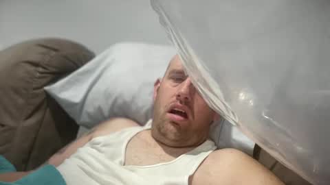 bigcocksuckingslut online show from December 3, 12:59 pm