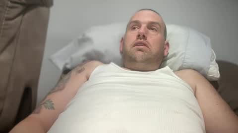 bigcocksuckingslut online show from December 9, 1:29 am