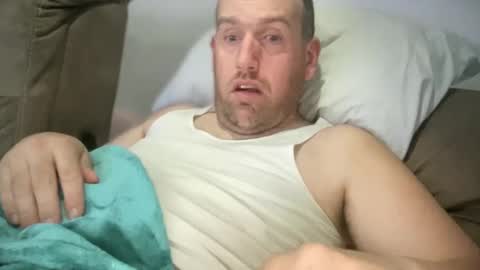 bigcocksuckingslut online show from December 20, 1:58 am