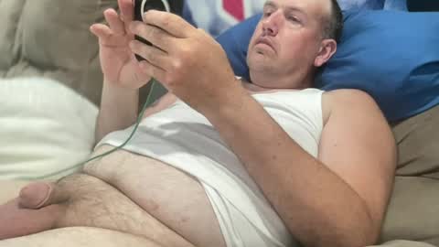 Snapshot of bigcocksuckingslut chatting on June 27, 6:24 pm bigcocksuckingslut online show from June 27, 6:24 pm