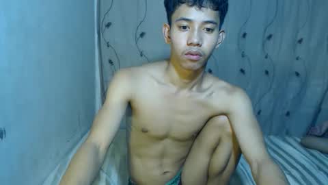 Snapshot of bigcockyummysex chatting on November 10, 4:17 pm bigcockyummysex online show from November 10, 4:17 pm