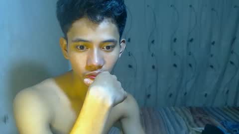 Snapshot of bigcockyummysex chatting on November 19, 1:33 pm bigcockyummysex online show from November 19, 1:33 pm