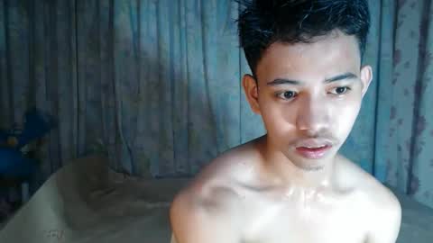 bigcockyummysexjosh online show from March 19, 11:14 am