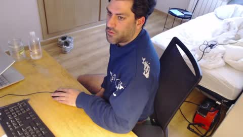 bigcok35spain online show from April 2, 8:23 am