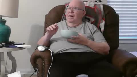 Craig online show from October 4, 12:03 pm
