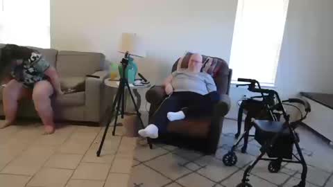 Snapshot of bigcraig123 chatting on October 16, 5:25 pm Craig online show from October 16, 5:25 pm