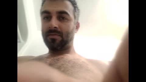 Snapshot of bigcumcanada chatting on April 20, 9:49 pm bg online show from April 20, 9:49 pm