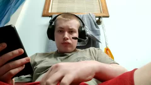 Snapshot of bigdaddylovespussy64 chatting on February 24, 5:00 am bigdaddylovespussy64 online show from February 24, 5:00 am