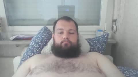 Snapshot of bigdamo95 chatting on October 29, 7:43 am bigdamo95 online show from October 29, 7:43 am