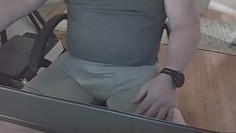 Snapshot of bigdannyyeah chatting on May 3, 5:08 pm bigdannyyeah online show from May 3, 5:08 pm