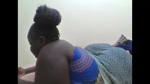 VIOLET online show from December 21, 9:00 pm