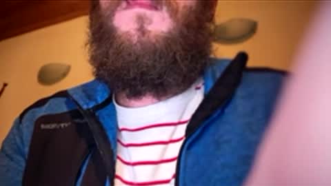 Snapshot of bigdick686268 chatting on December 5, 4:25 pm Pac Man Sex online show from December 5, 4:25 pm