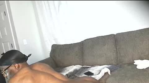 Snapshot of bigdickbandit210sa chatting on September 24, 12:52 pm bigdickbandit210sa online show from September 24, 12:52 pm