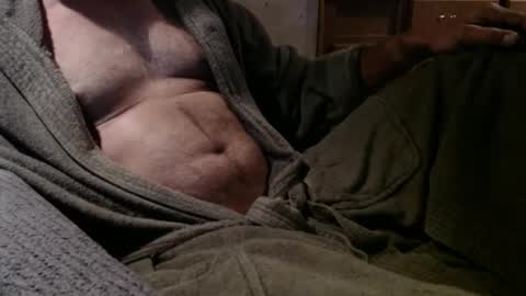 Snapshot of bigdickdaddy567130413 chatting on October 4, 10:35 am bigdickdaddy567130413 online show from October 4, 10:35 am