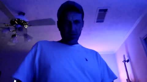 Snapshot of bigdickdaddy7201979564868 chatting on June 14, 8:16 am bigdickdaddy7201979564868 online show from June 14, 8:16 am