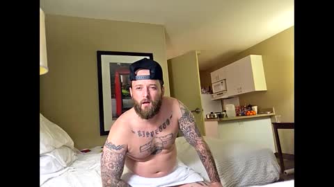 bigdickitalian137 online show from October 22, 5:08 am
