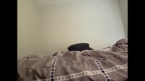 bigdickitalian137 online show from May 16, 7:56 pm