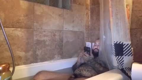 Snapshot of bigdickrican94 chatting on November 21, 12:21 am bigdickrican94 online show from November 21, 12:21 am