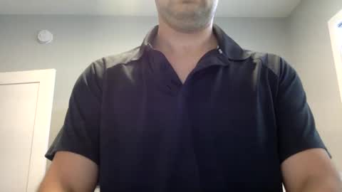 Snapshot of bigdickshowoff9877 chatting on December 11, 5:15 pm Bigdickshowoff9877 online show from December 11, 5:15 pm