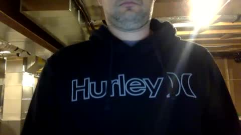 Snapshot of bigdickshowoff9877 chatting on February 20, 7:12 am Bigdickshowoff9877 online show from February 20, 7:12 am