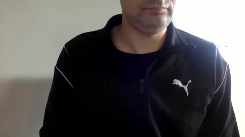 Snapshot of bigdickshowoff9877 chatting on November 23, 4:18 pm Bigdickshowoff9877 online show from November 23, 4:18 pm