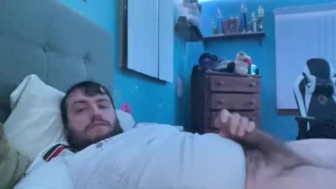 Snapshot of bigdickvin69 chatting on March 6, 5:46 am bigdickvin69 online show from March 6, 5:46 am