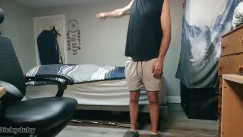 Snapshot of bigdickyduby chatting on June 17, 3:20 am George Forest Dickyduby on all Socials online show from June 17, 3:20 am