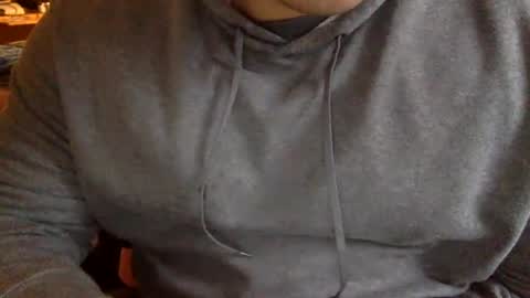 Snapshot of bigdrewdoza223 chatting on March 12, 12:10 am bigdrewdoza223 online show from March 12, 12:10 am