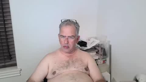 Snapshot of bigdylan17 chatting on November 3, 12:46 am Dylan 56 Taleah 53 online show from November 3, 12:46 am