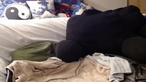 Snapshot of bigfeet420 chatting on December 8, 7:37 am Bigandthick online show from December 8, 7:37 am