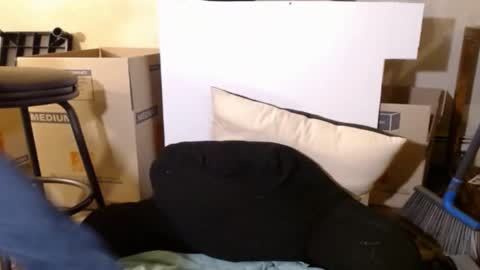 Snapshot of bigfeet420 chatting on January 28, 10:02 am Bigandthick online show from January 28, 10:02 am