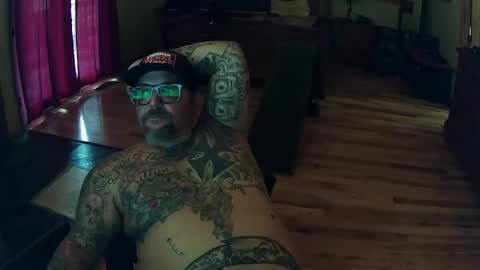 Snapshot of biggdaddy4206913 chatting on September 17, 7:04 pm biggdaddy4206913 online show from September 17, 7:04 pm