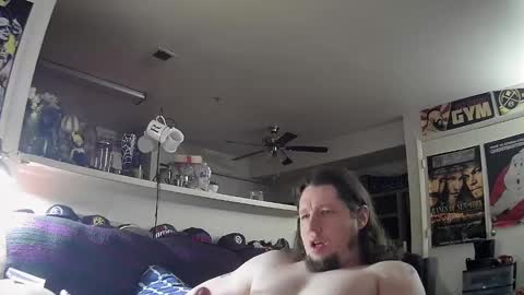 biggerisbetter21 online show from January 4, 11:59 pm