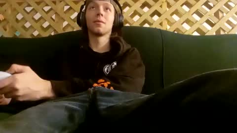 biggestboiiii online show from November 9, 1:48 am