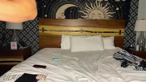 Snapshot of bigguylilmiss chatting on February 9, 12:58 am LILLI MATT online show from February 9, 12:58 am