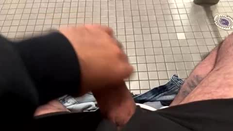 bighairycock420 online show from March 31, 1:33 pm